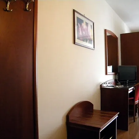 王冠酒店 酒店 卡埃拉诺圣马尔科