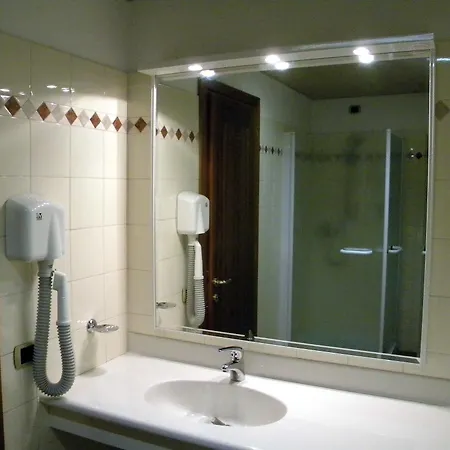 Hotel Corone 3*