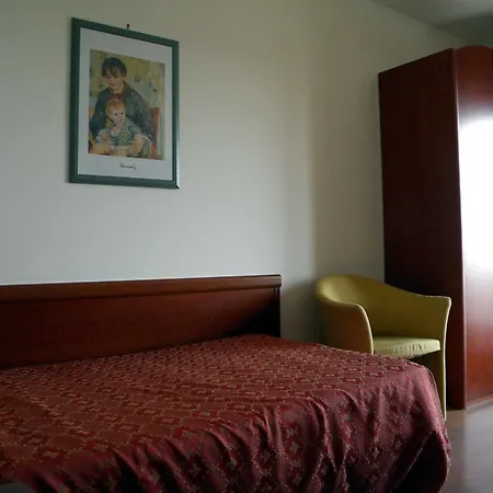 Corone Hotel 3*